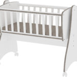 Βρεφικό Ξύλινο Λίκνο DecoBebe - Licno White Coffee + ΔΩΡΑ ΑΞΙΑΣ 90 (ΣΤΡΩΜΑ 40 & ΠΑΙΔΙΚΗ ΚΟΥΒΕΡΤΑ 50)